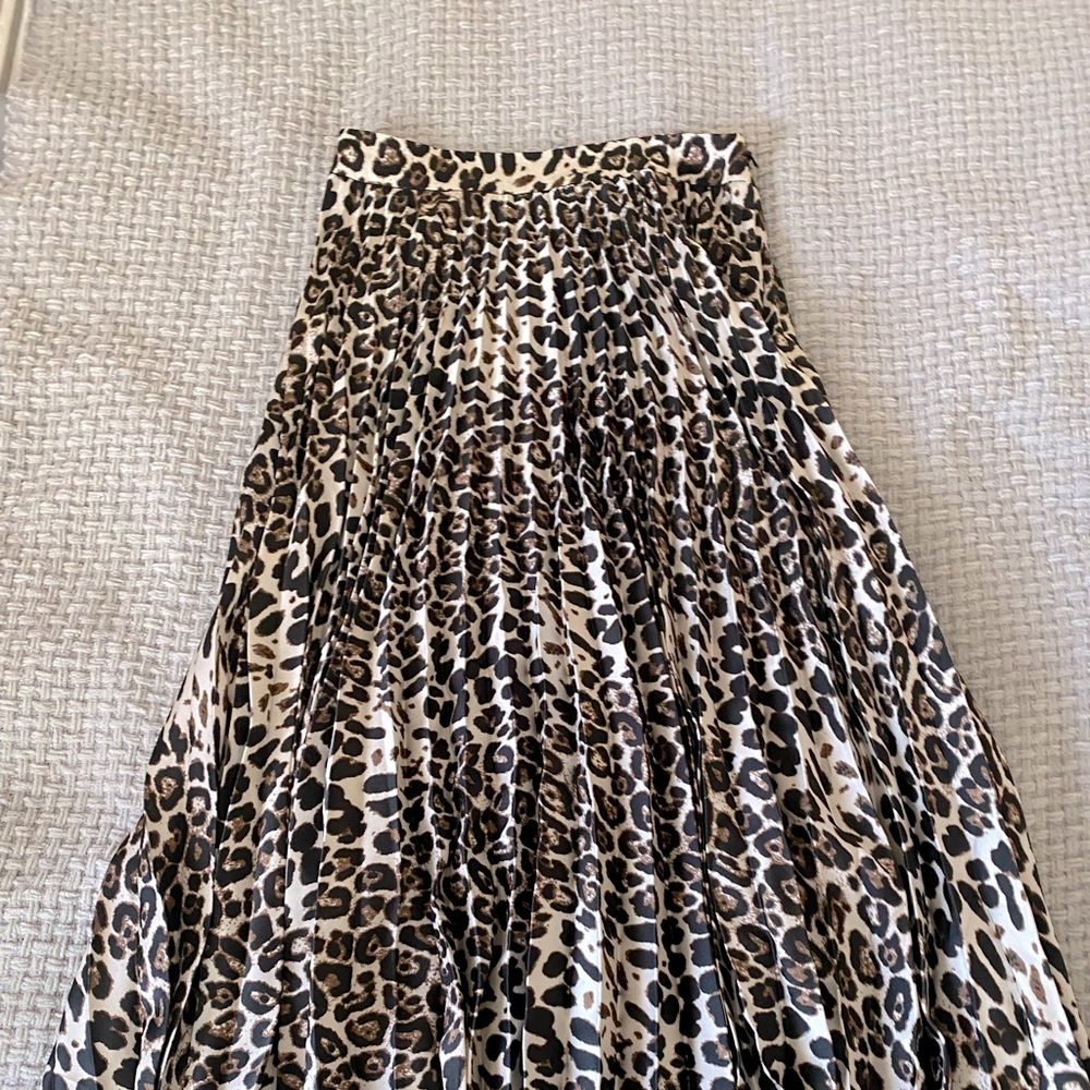Beautiful skirt for sale